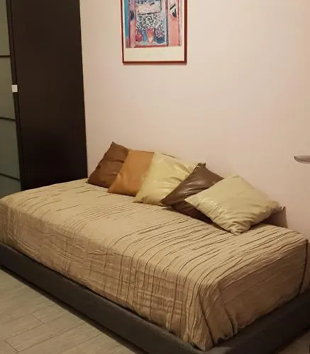 Laghirla مودينا